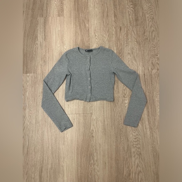 Zara Tops - zara shirt